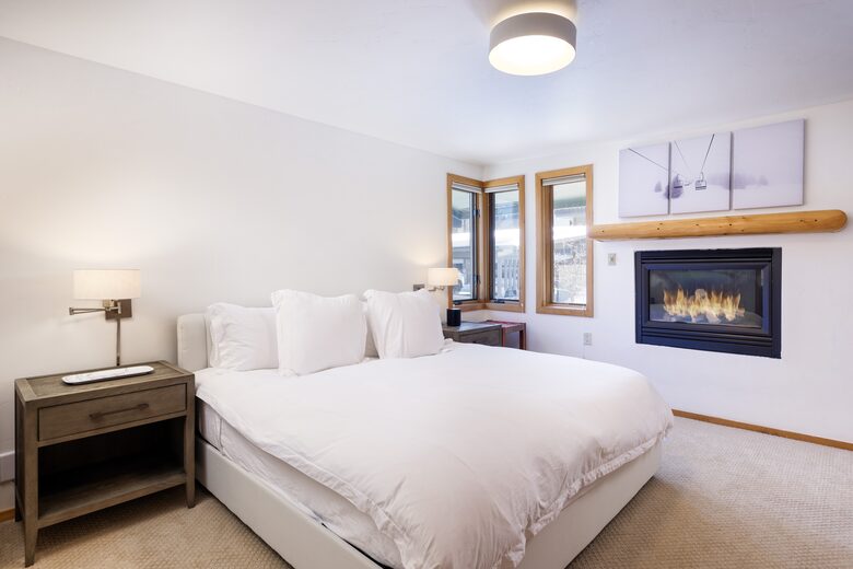 Snowmass Village 3 Bedroom Getaway - Snowmass Village, Colorado