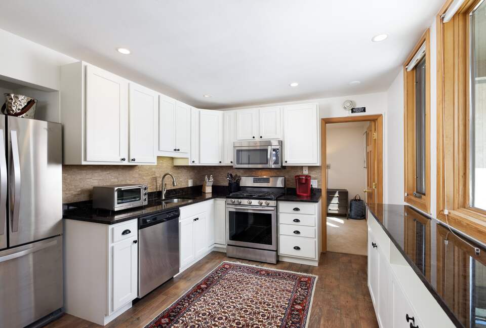 Snowmass Village 3 Bedroom Getaway - Snowmass Village, Colorado