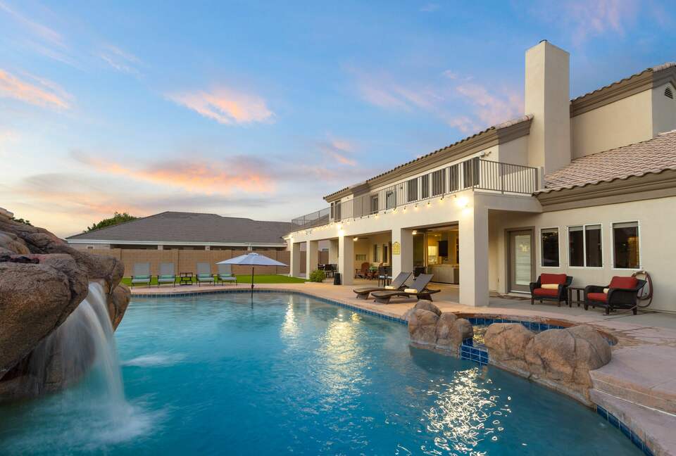Stunning Oasis with a Resort Style Backyard - Mesa, Arizona
