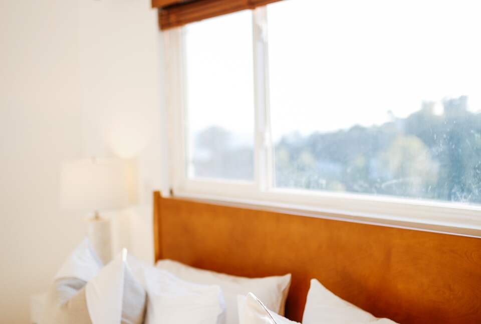 The Hill House by The Sea - Summerland, California