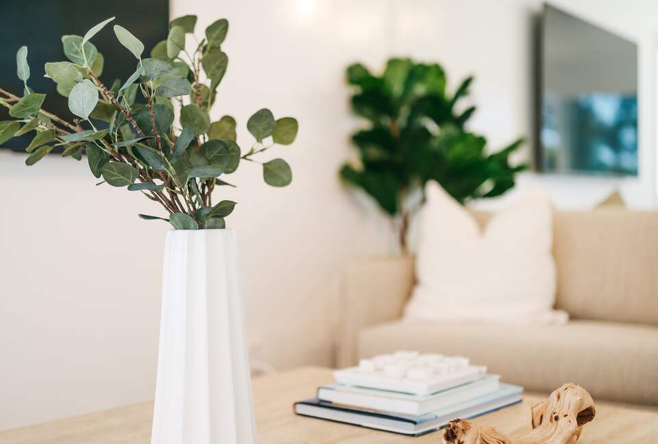 The Hill House by The Sea - Summerland, California