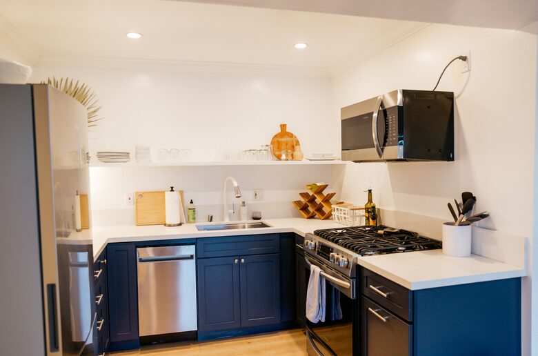 The Hill House by The Sea - Summerland, California