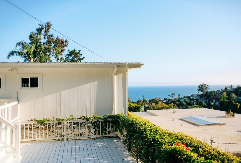 The Hill House by The Sea - Summerland, California