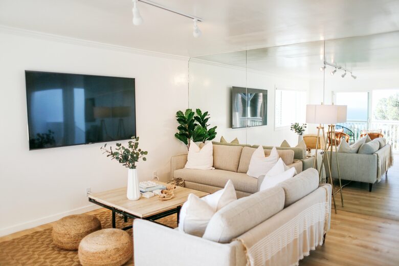 The Hill House by The Sea - Summerland, California