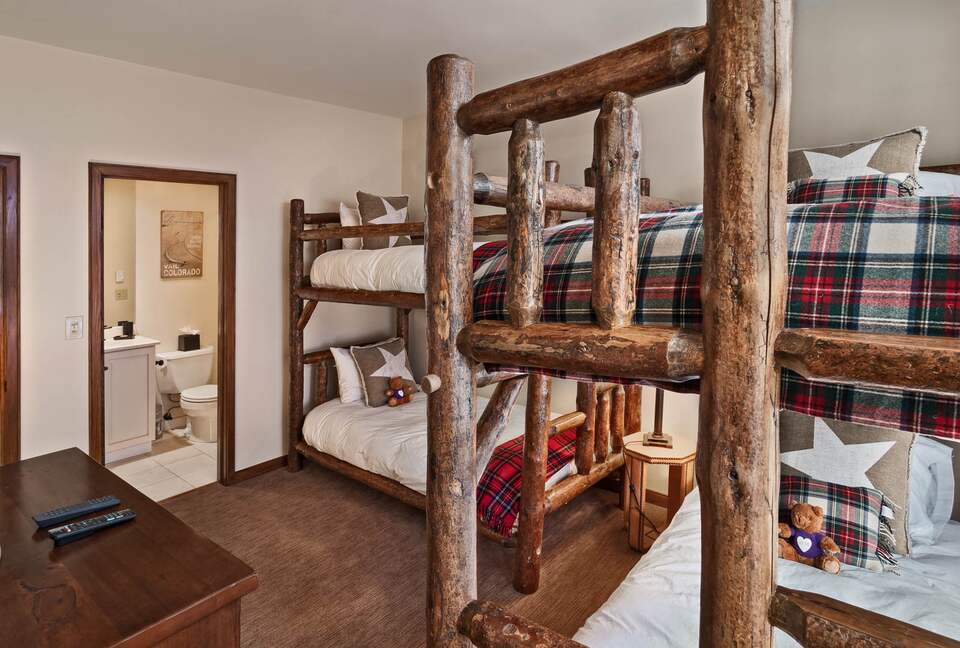 Quintess Collection - Chalet Fortessa - Beaver Creek, Colorado