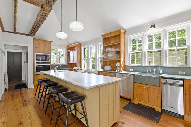 Gated 20 Acre Country Estate with Guest Cottage - Dorset, Vermont