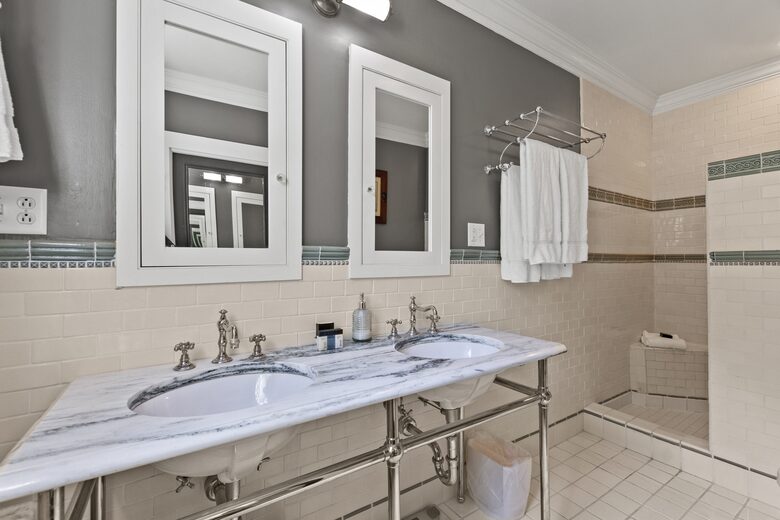 Gated 20 Acre Country Estate with Guest Cottage - Dorset, Vermont