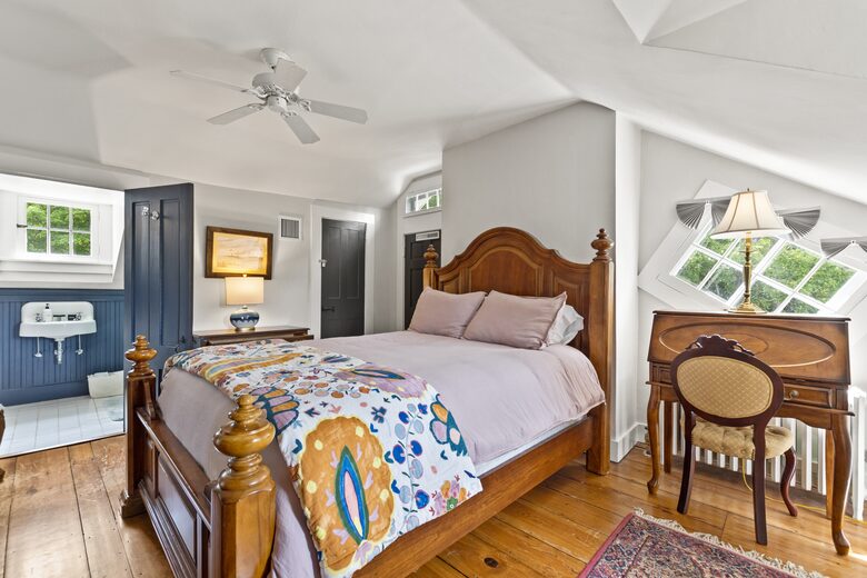 Gated 20 Acre Country Estate with Guest Cottage - Dorset, Vermont