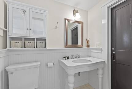 Gated 20 Acre Country Estate with Guest Cottage - Dorset, Vermont