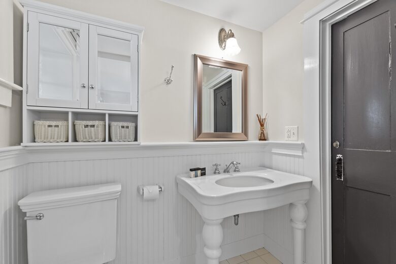 Gated 20 Acre Country Estate with Guest Cottage - Dorset, Vermont