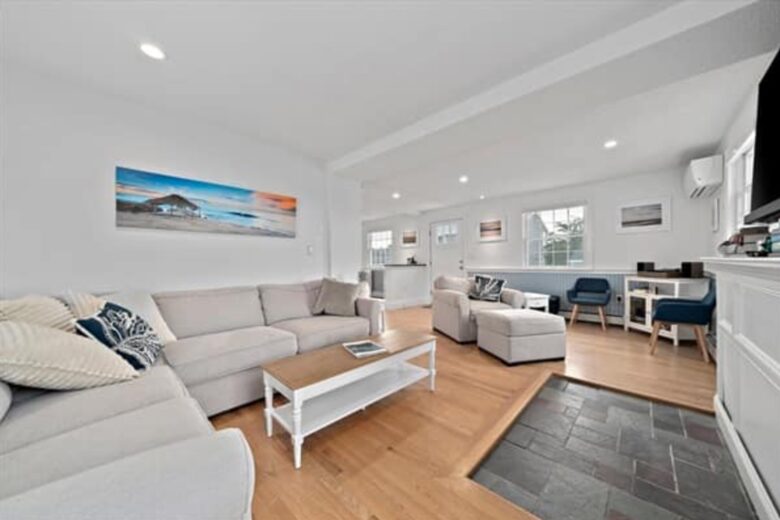 Windansea Getaway at Duxbury Beach - Duxbury, Massachusetts