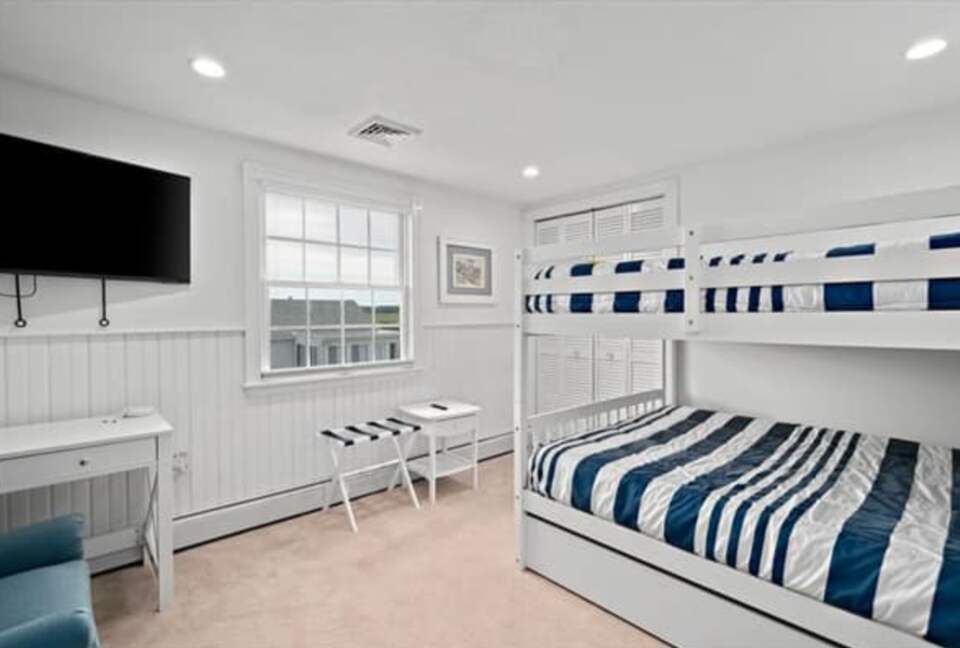 Windansea Getaway at Duxbury Beach - Duxbury, Massachusetts