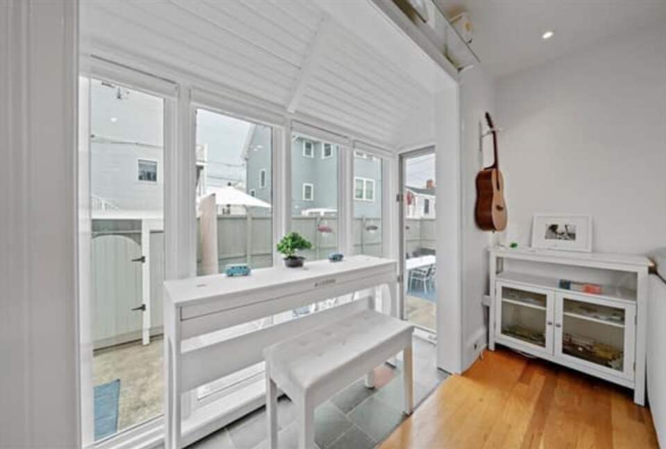 Windansea Getaway at Duxbury Beach - Duxbury, Massachusetts