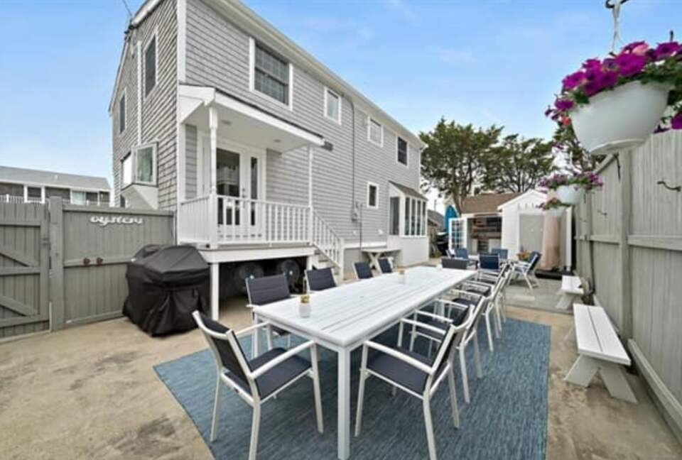 Windansea Getaway at Duxbury Beach - Duxbury, Massachusetts