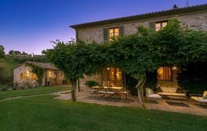 Main House and Annex, front terrace