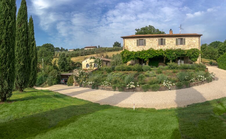 Il Gusto del Paese - Fondo Le Teglie Umbria - Sismano, Italy