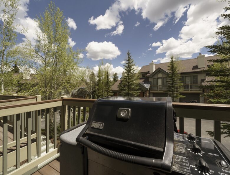 Kings Crown Charm | Steps To Snowflake Lift! - Breckenridge, Colorado