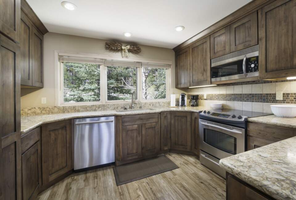 Kings Crown Charm | Steps To Snowflake Lift! - Breckenridge, Colorado