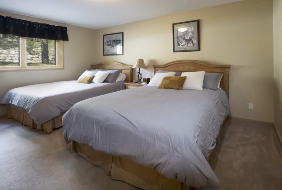 Kings Crown Charm | Steps To Snowflake Lift! - Breckenridge, Colorado