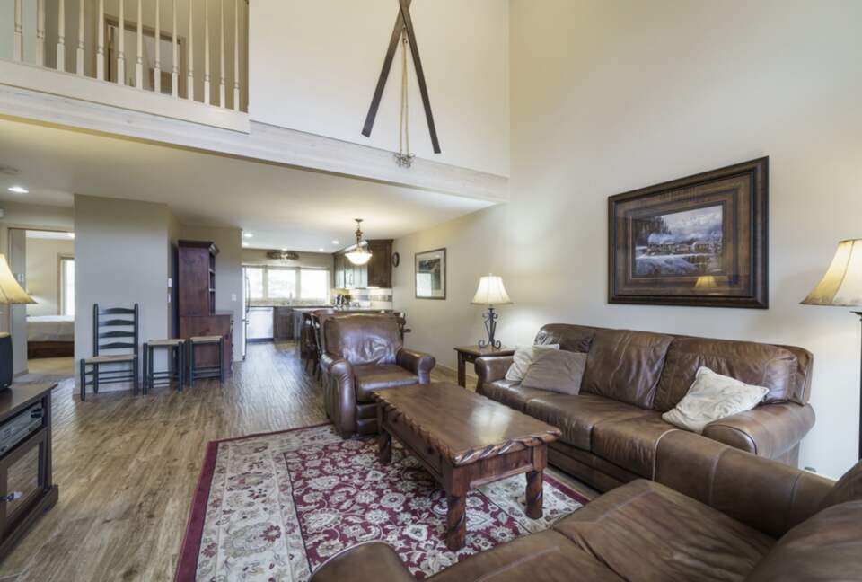 Kings Crown Charm | Steps To Snowflake Lift! - Breckenridge, Colorado