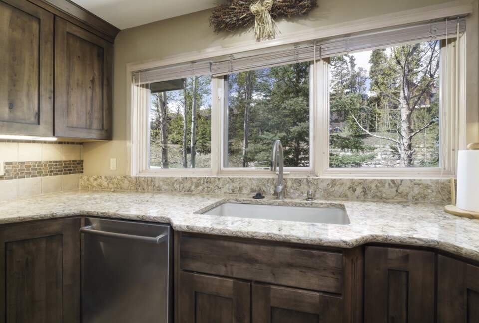 Kings Crown Charm | Steps To Snowflake Lift! - Breckenridge, Colorado