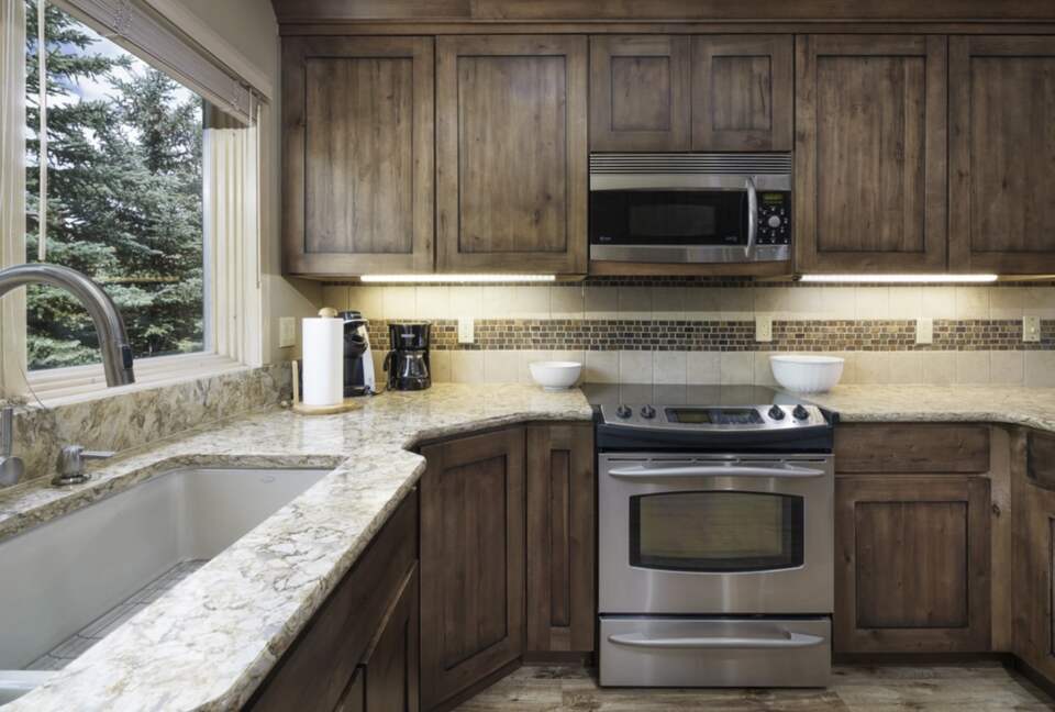 Kings Crown Charm | Steps To Snowflake Lift! - Breckenridge, Colorado