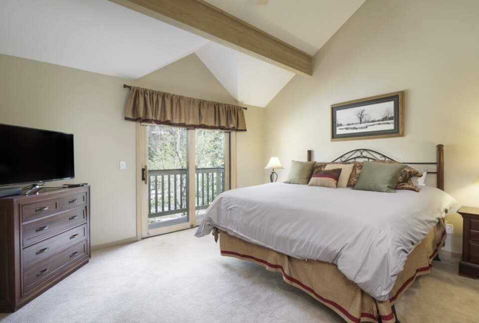 Kings Crown Charm | Steps To Snowflake Lift! - Breckenridge, Colorado