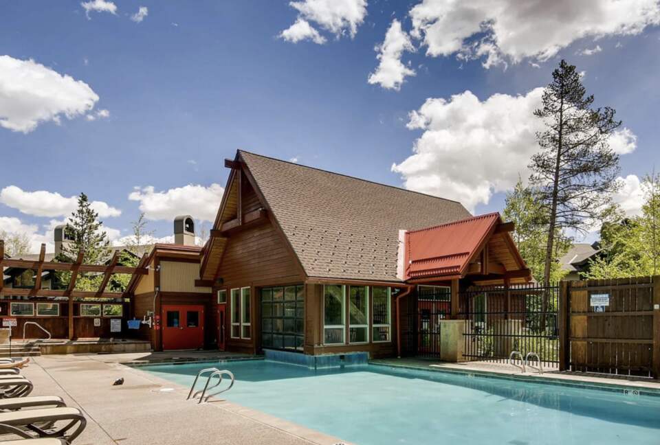 Kings Crown Charm | Steps To Snowflake Lift! - Breckenridge, Colorado