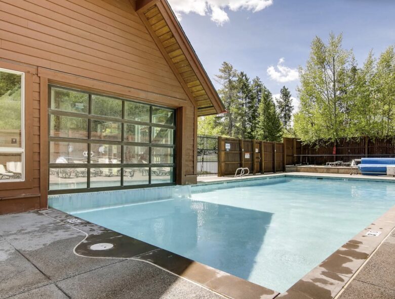 Kings Crown Charm | Steps To Snowflake Lift! - Breckenridge, Colorado