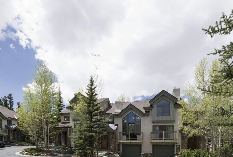 Kings Crown Charm | Steps To Snowflake Lift! - Breckenridge, Colorado