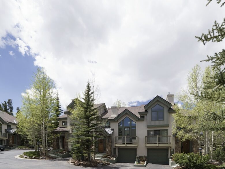 Kings Crown Charm | Steps To Snowflake Lift! - Breckenridge, Colorado