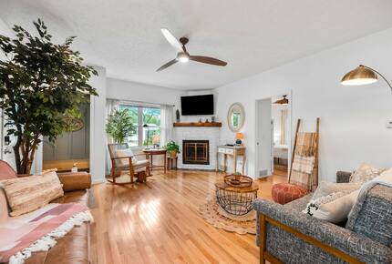 Bohemian Retreat | three bedroom two full bath close to beach, downtown, and wineries! - Grand Traverse County, Michigan