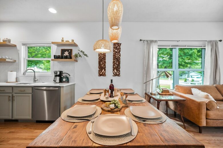 Bohemian Retreat | three bedroom two full bath close to beach, downtown, and wineries! - Grand Traverse County, Michigan