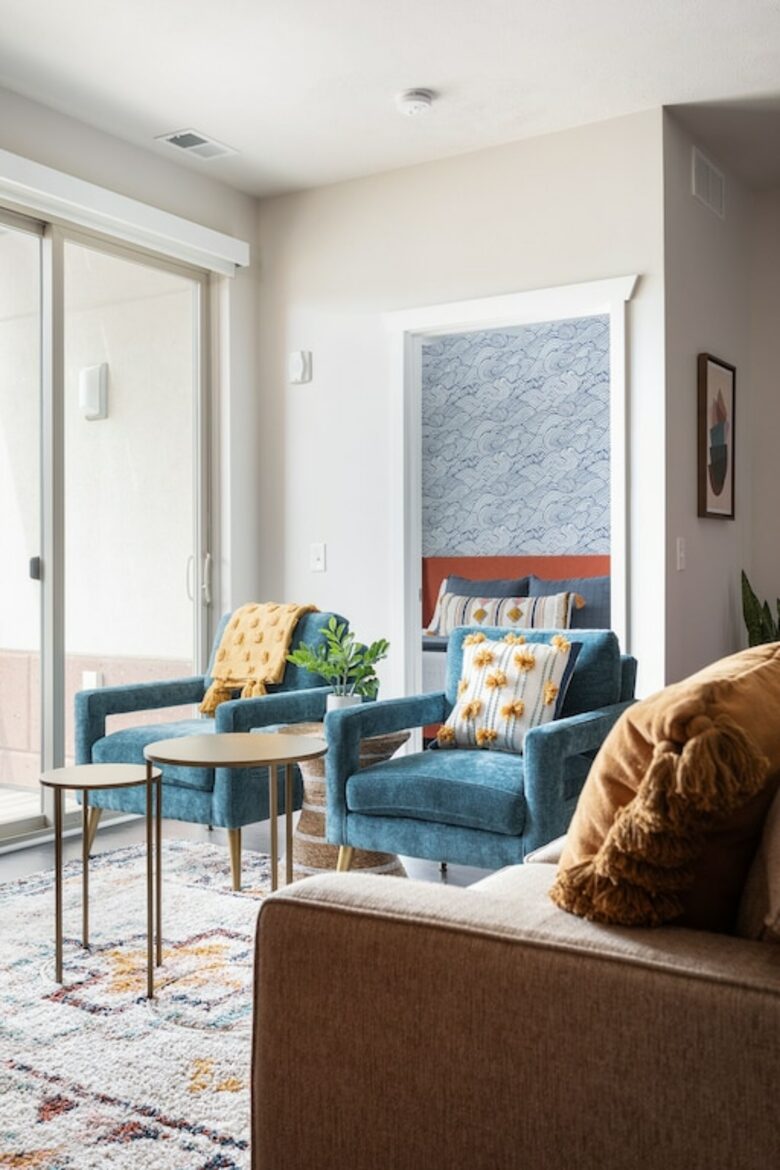 "Happy Trails" Chic Condo Close to downtown, beach and bike trail - Traverse City, Michigan