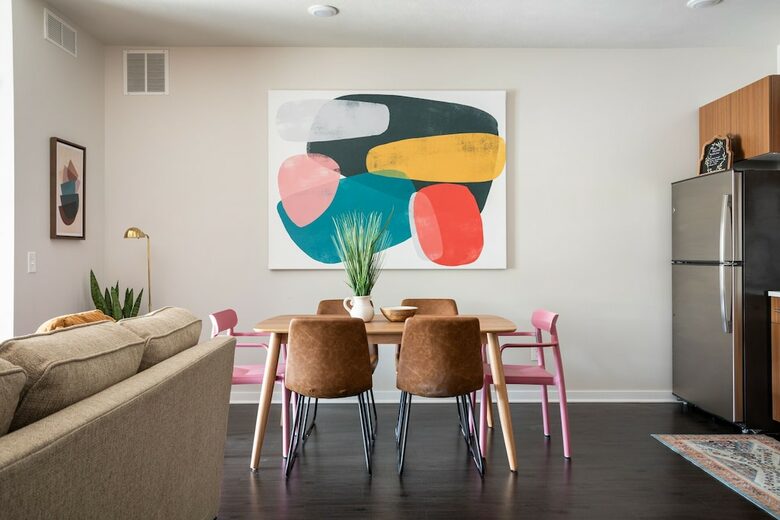 "Happy Trails" Chic Condo Close to downtown, beach and bike trail - Traverse City, Michigan