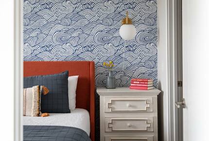 "Happy Trails" Chic Condo Close to downtown, beach and bike trail - Traverse City, Michigan