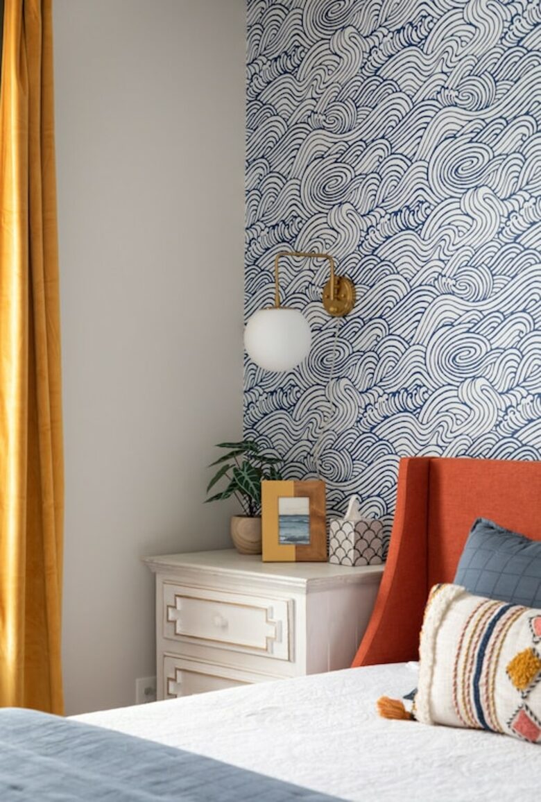 "Happy Trails" Chic Condo Close to downtown, beach and bike trail - Traverse City, Michigan