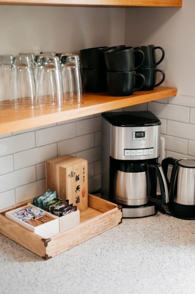 Japandi on Eighth | Three Bedroom near downtown, beach, and wineries! - Traverse City, Michigan