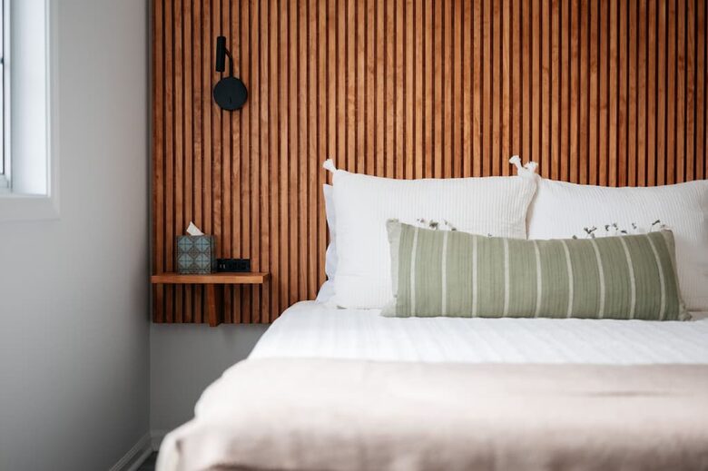 Japandi on Eighth | Three Bedroom near downtown, beach, and wineries! - Traverse City, Michigan