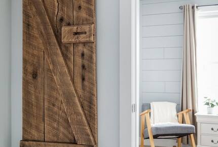 Hygge at Walnut Three Bedroom Chic Townhouse - Traverse City, Michigan