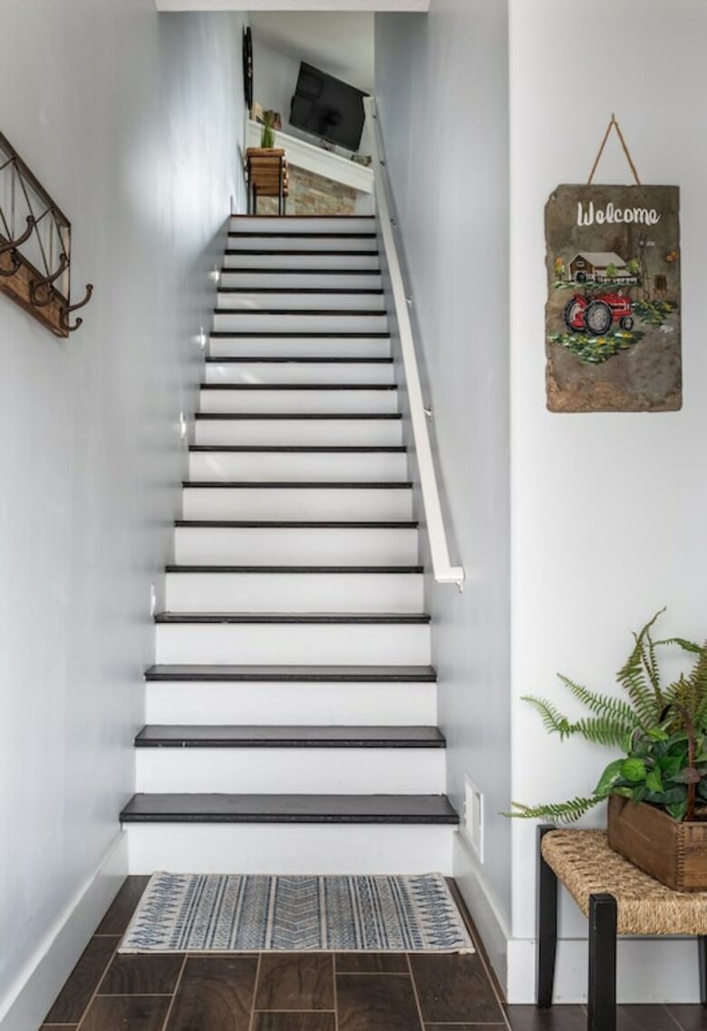 Hygge at Walnut Three Bedroom Chic Townhouse - Traverse City, Michigan