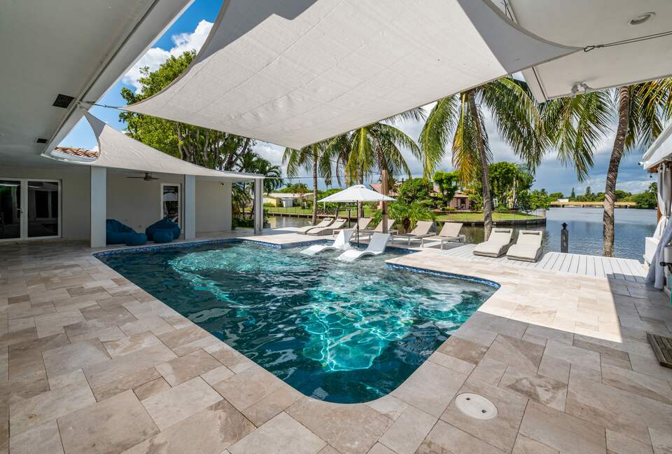 Fort Lauderdale’s Sunset Paradise on the Water - Fort Lauderdale, Florida