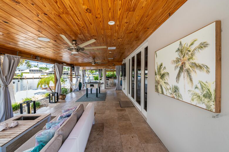 Fort Lauderdale’s Sunset Paradise on the Water - Fort Lauderdale, Florida