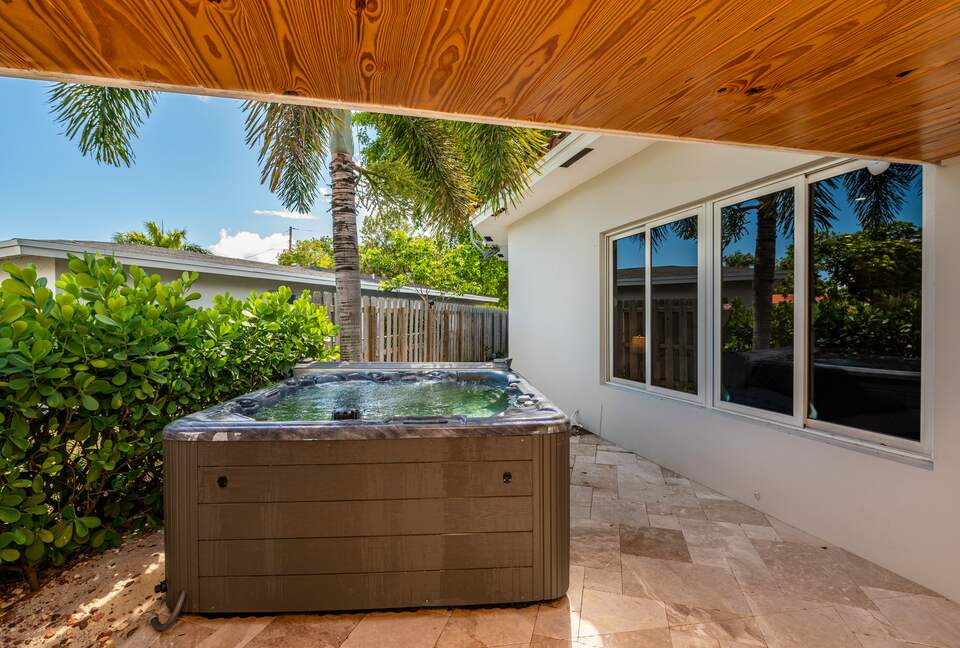 Fort Lauderdale’s Sunset Paradise on the Water - Fort Lauderdale, Florida