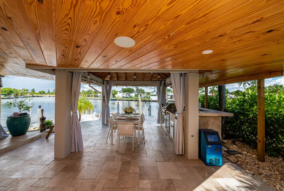 Fort Lauderdale’s Sunset Paradise on the Water - Fort Lauderdale, Florida