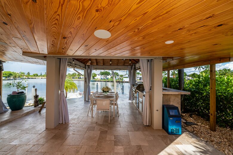 Fort Lauderdale’s Sunset Paradise on the Water - Fort Lauderdale, Florida