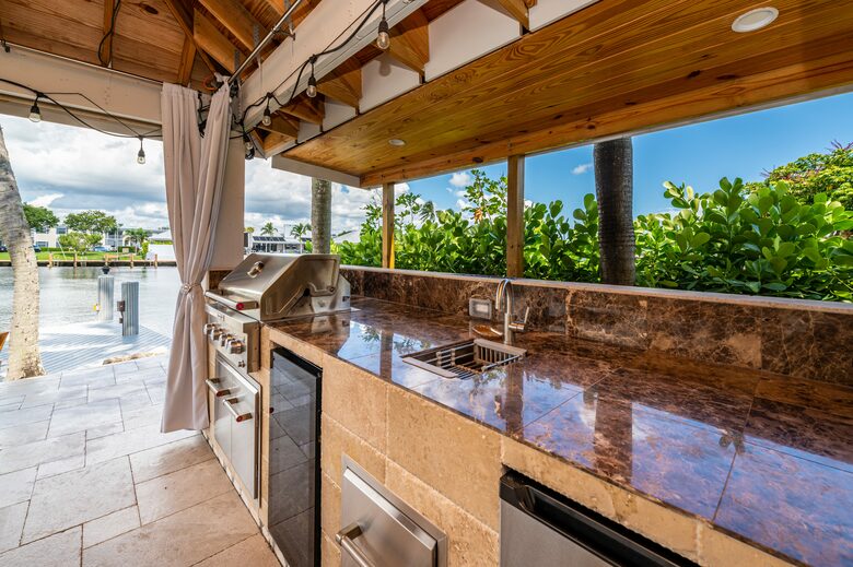 Fort Lauderdale’s Sunset Paradise on the Water - Fort Lauderdale, Florida