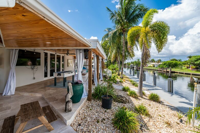 Fort Lauderdale’s Sunset Paradise on the Water - Fort Lauderdale, Florida