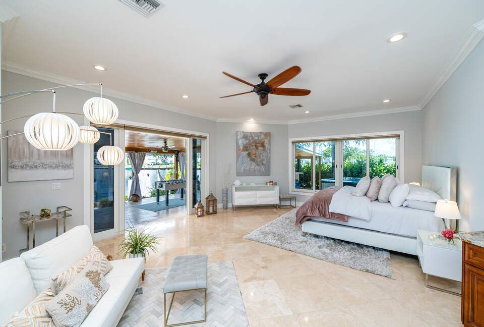 Fort Lauderdale’s Sunset Paradise on the Water - Fort Lauderdale, Florida