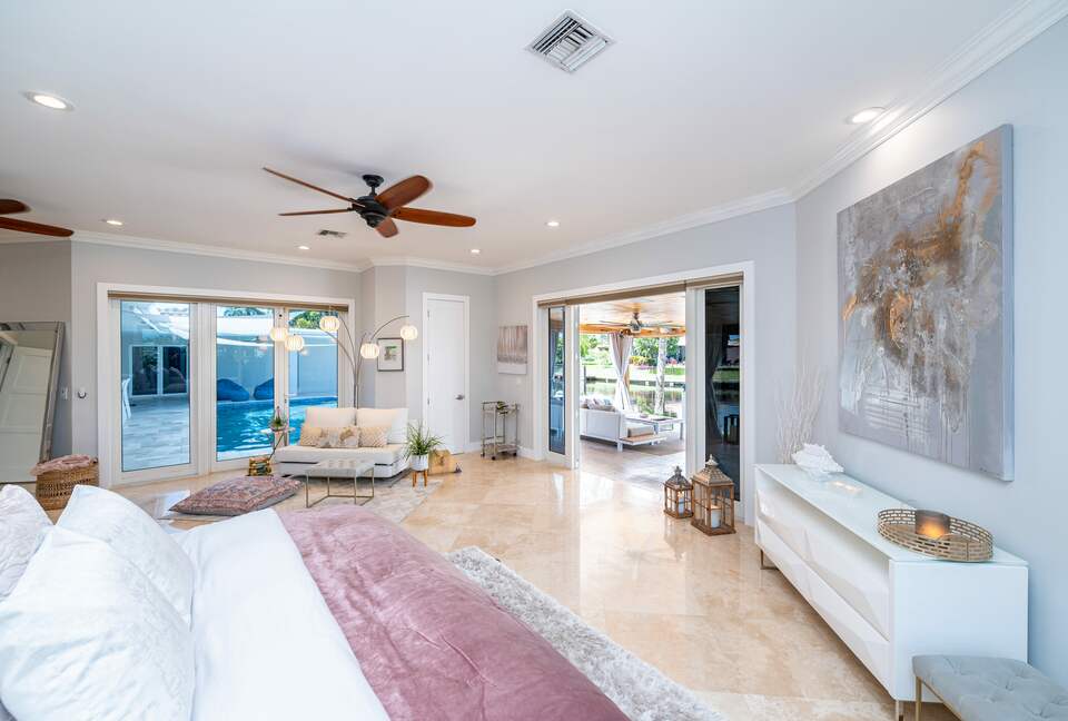 Fort Lauderdale’s Sunset Paradise on the Water - Fort Lauderdale, Florida